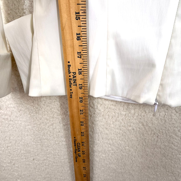 Xscape Cropped Blazer Ivory 3/4 Sleeve Women Sze 6 Brooch Holiday Cocktail Party - Picture 6 of 9